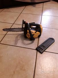 Motosega a scoppio stiga