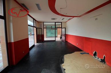 Immobile di 100 m² con 3 locali a Montevarchi