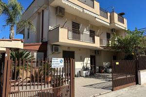 Villa Bifamiliare indipendente