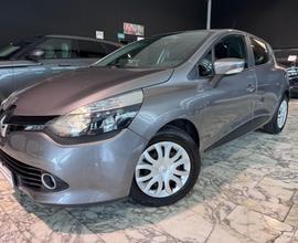 Renault Clio 1.2 75CV 5 porte Costume National