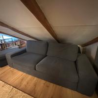 Divano 2 posti con pouf