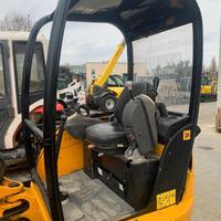 Miniescavatore jcb 8025 zts