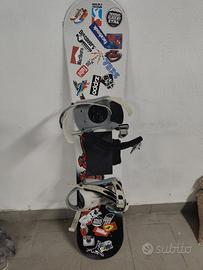 Snowboard 133cm + Attacchi 