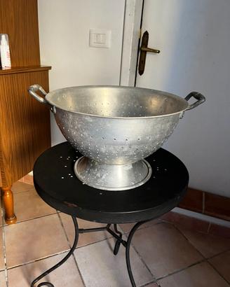 Grande scolapasta professionale in alluminio