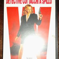 DETECTIVE COI TACCHI A SPILLOS FILM VHS