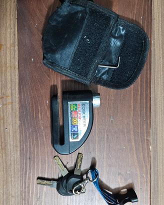 Bloccadisco allarmato per moto