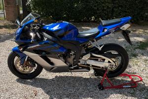 Honda CBR 1000 RR 2005