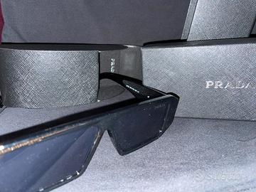 Occhiali da sole Prada