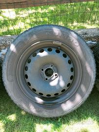 cerchi in ferro 4 fori per pneumatici 195/65 R15