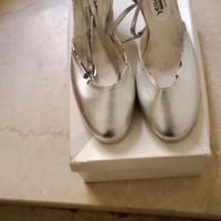 Scarpe da ballo usate, piccolo difetto.