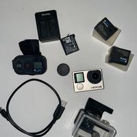 Go Pro Hero 4 piu accessori