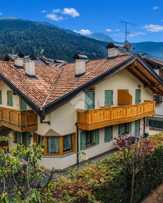 3 LOCALI A CARISOLO