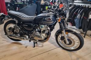 Kawasaki W 800 2024