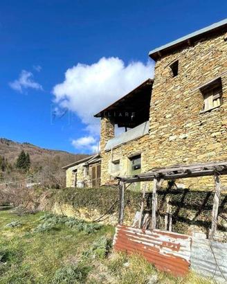 Rustico / Casale di 200 m² con 5 locali a Pieve di