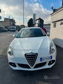 Alfa Romeo Giulietta Giulietta 1.4 t. m.air Distin