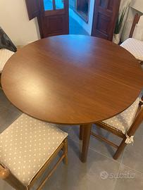 Tavolo rotondo da sala