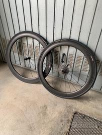 Ruote in carbonio per copertoncino / tubeless