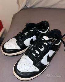 Nike Dunk Low Nere e Bianche 36 Nuove