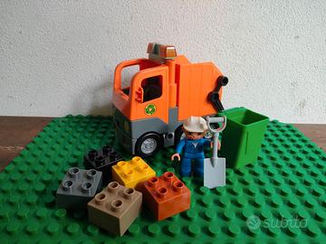 LEGO Duplo 5637 Garbage Truck Set Completo 2009