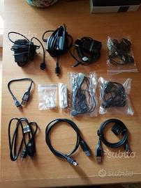 Cavetti, auricolari, caricabatterie e custodie