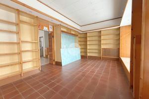 MULTILOCALE A TRIUGGIO