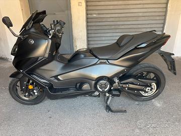 Tmax 560