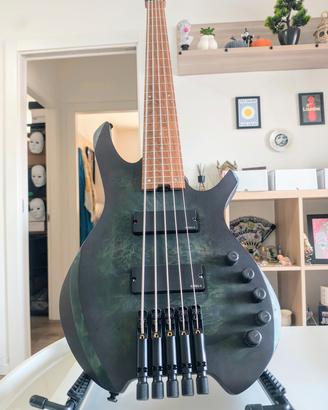 basso headless cort space 5 + pick-up EMGx