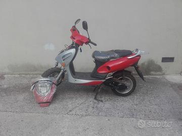 scooter 50 benzina