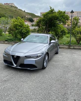 Alfa romeo giulia at8