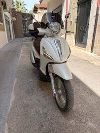 Beverly 125i.e