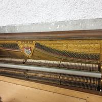 Piano verticale Seiler, edizione rara