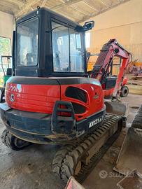 Miniescavatore usato KUBOTA KX121.3