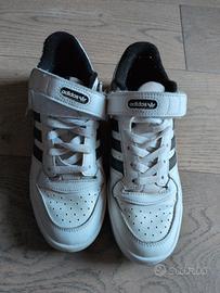 Adidas forum low black