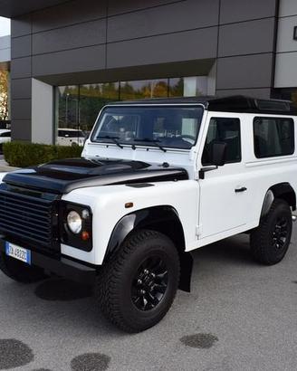 Land Rover Defender 90 2.2 TD4 Station Wagon ...