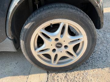 CERCHI E GOMME 175/55R15 SMART