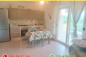 Trilocale arredato con terrazzi e posto auto