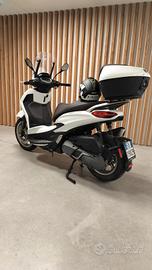 piaggio Beverly 400