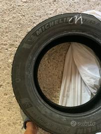 Treno Pneumatici invernali NUOVI MICHELIN per SUV