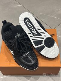 LV Skate Black EU 43