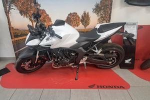 Honda CB 1000 Hornet permuta garanzia finanziament