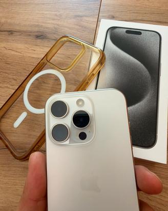 iPhone 15 Pro 128GB Titanio Bianco - Come Nuovo