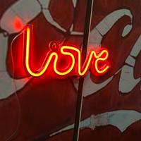 Insegna neon led love