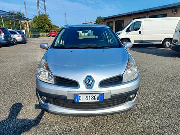 Renault Clio 1.2 16V 5 porte Dynamique