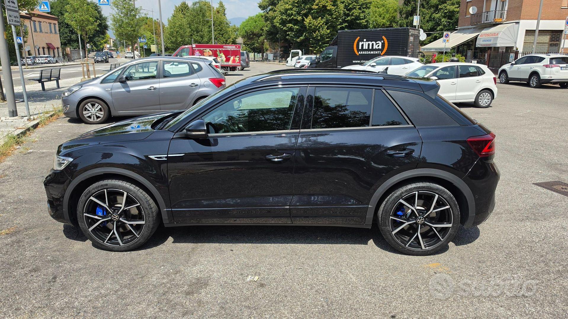 Volkswagen T-Roc 2023 photo 2