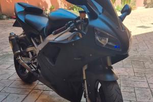 Yamaha R1