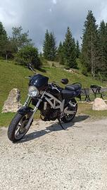 SUZUKI 650 SV