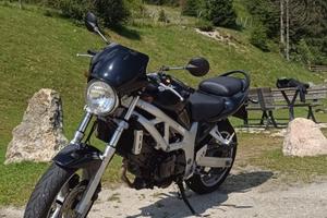SUZUKI 650 SV