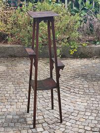 Colonna in legno porta fiori