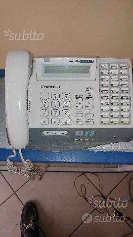 Centralino telefonico PROMELIT più un telefono - Telefonia In