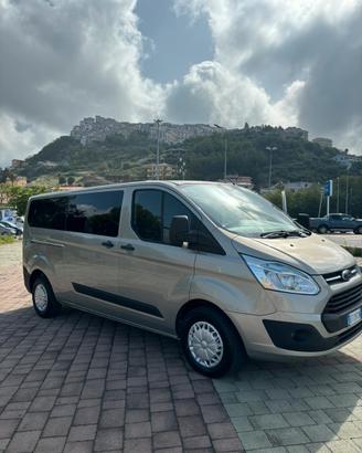 Ford Transit 9 Posti Passo lungo